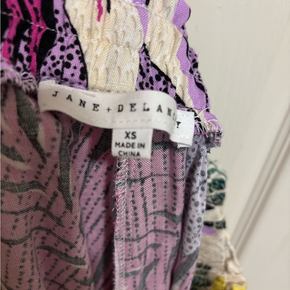 Jane + Delancey Tropical Leaf Matching SET —
Blouse & Wide-Leg Pants | XS - Picture 9 of 12